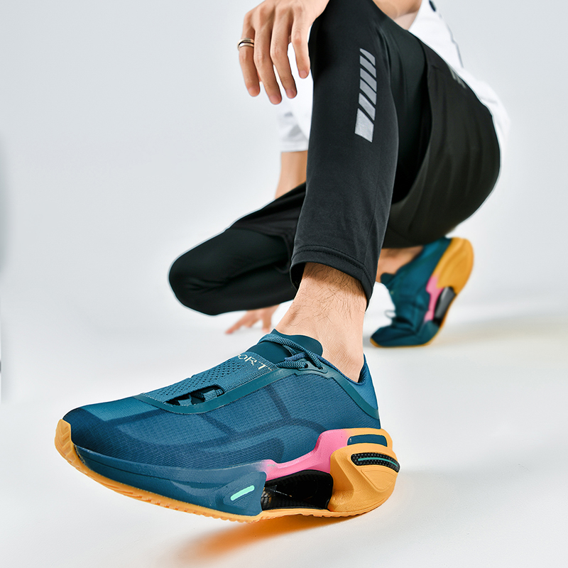 Модные мужские и женские модны – обзор и цена Mens Fashion Trainers 2025